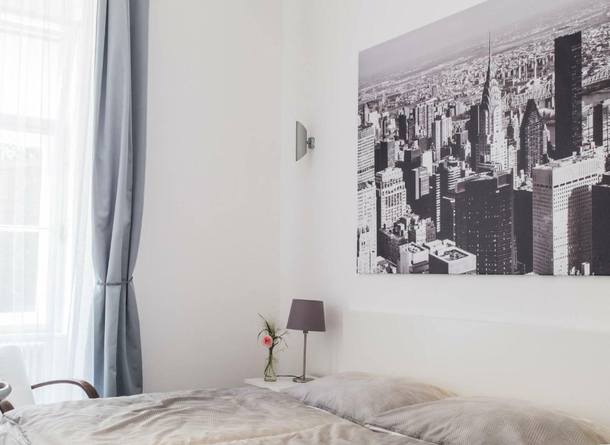 Spacious Old Town Luxury Apartment Linz Eksteriør bilde